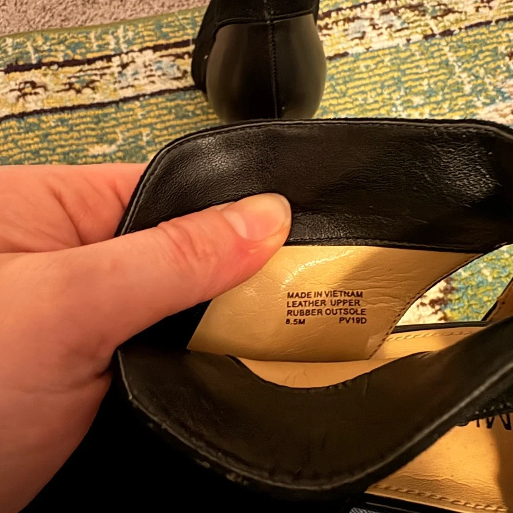 Michael Kors Black Isabella suede‎ and leather stiletto peep toe heel size 8.5
